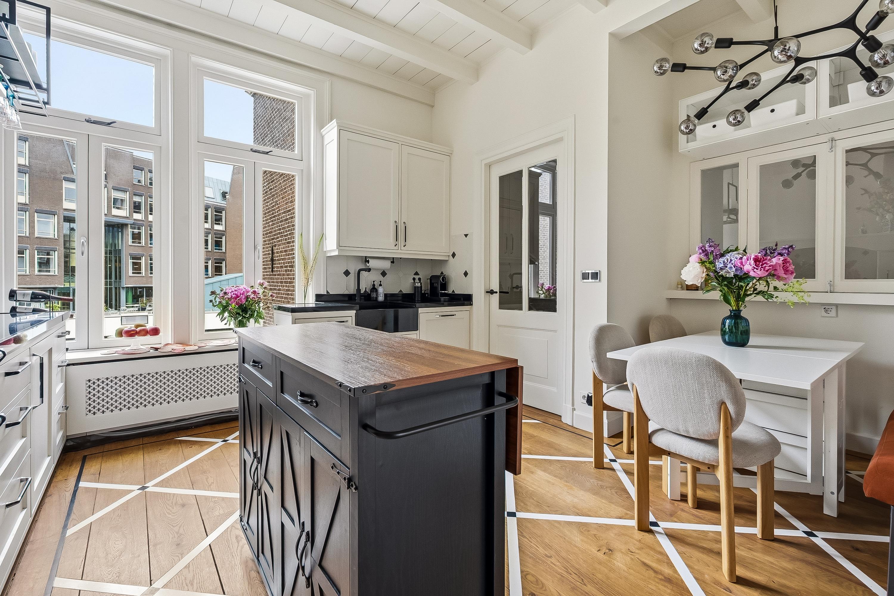 Appartement te koop: Weteringschans 145B, Amsterdam