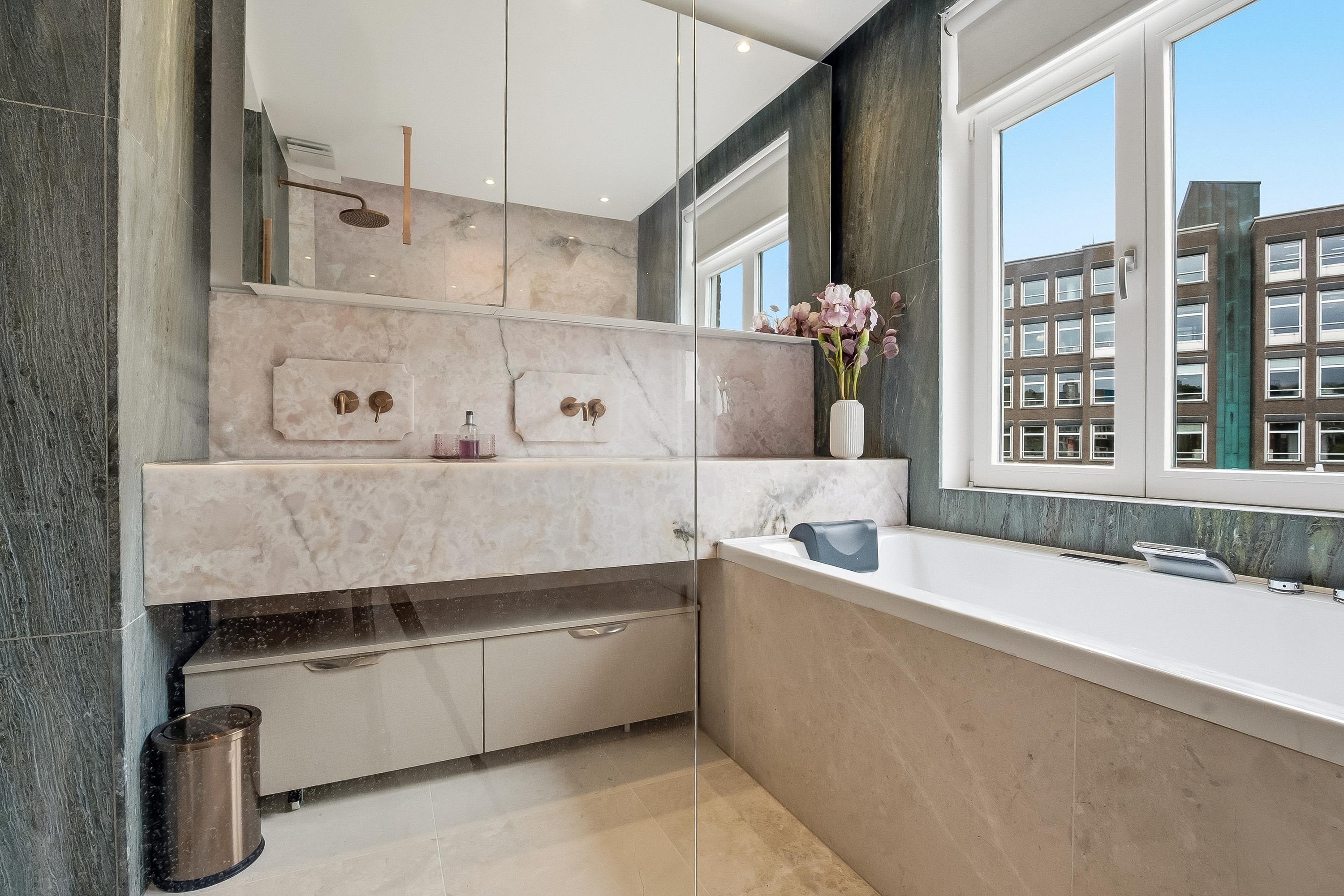Appartement te koop: Weteringschans 145B, Amsterdam